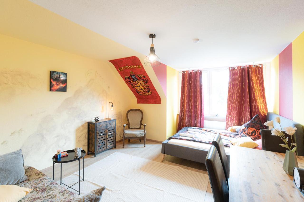 - Magical Harry Potter Apartment In Duisburg - 2 Mins Central Station Hbf - Kingsize Bed & Netflix - Exteriör bild